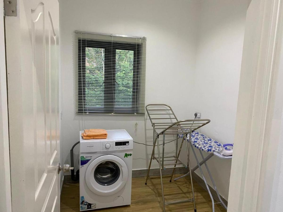Jasmine Stay Self-Catering Apartments Victoria Eksteriør billede