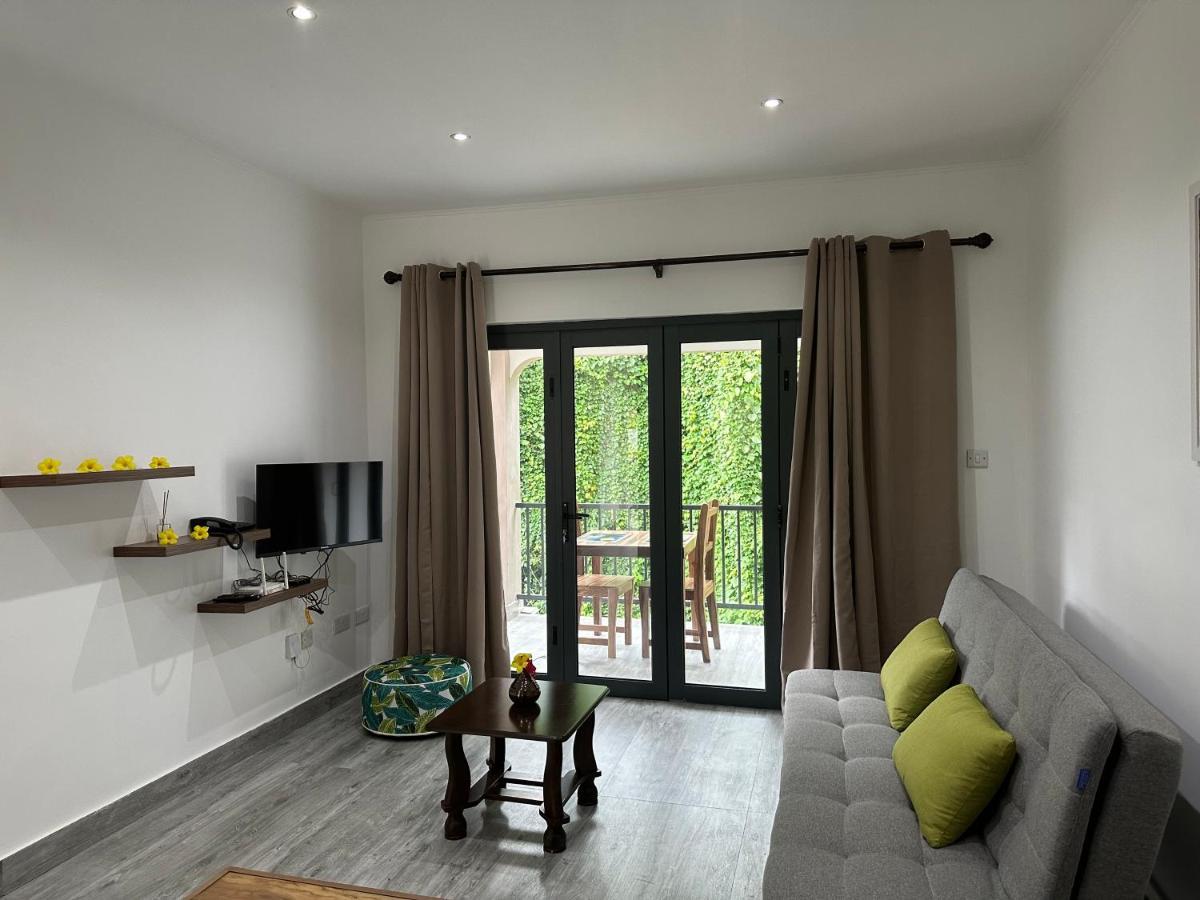 Jasmine Stay Self-Catering Apartments Victoria Eksteriør billede